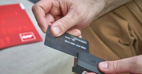 GAF contractor obtaining payment for a new roof with a credit card